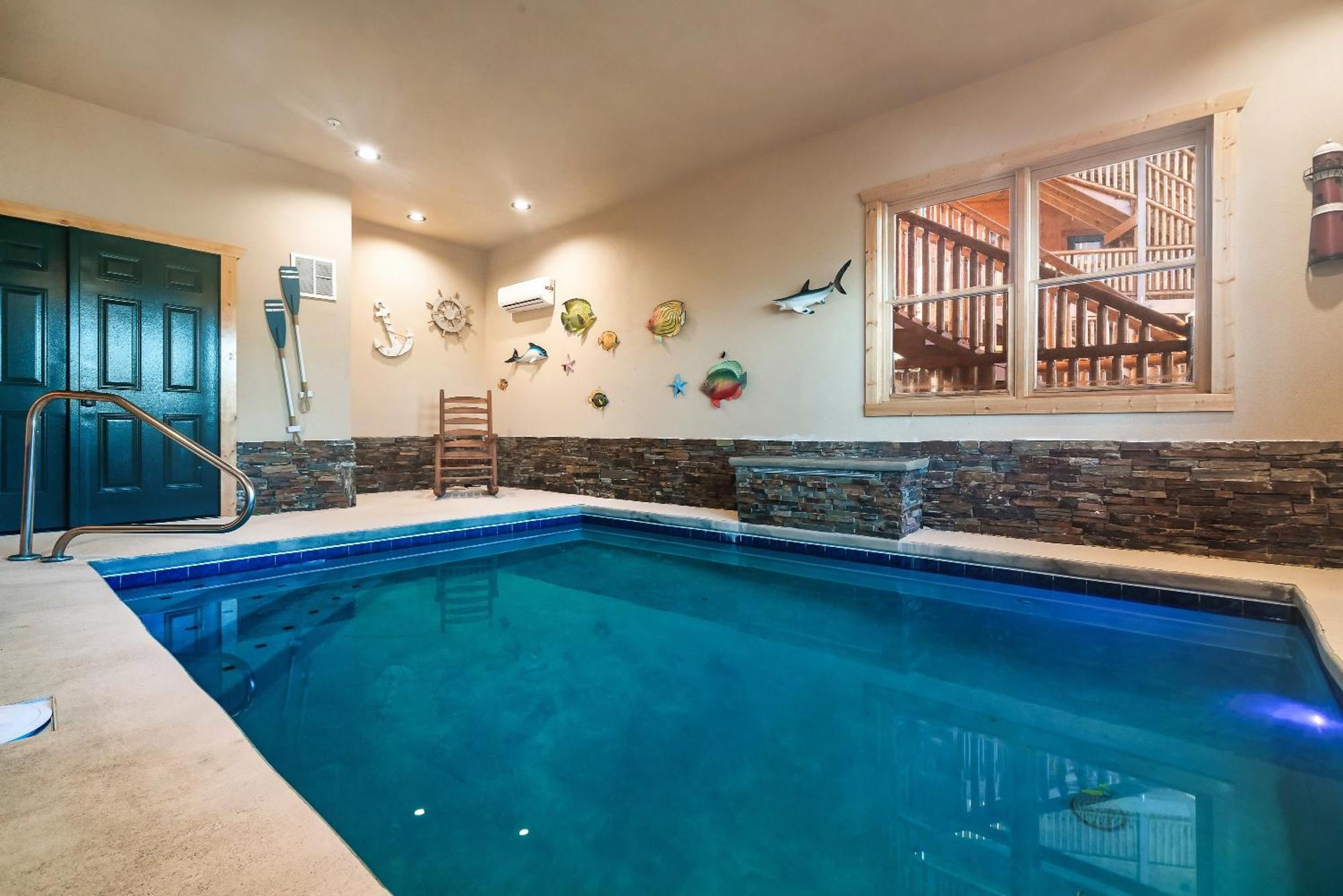 Full Equipped Cabin With A Pool And Game Room Smokies Views Гетлинбург Екстериор снимка