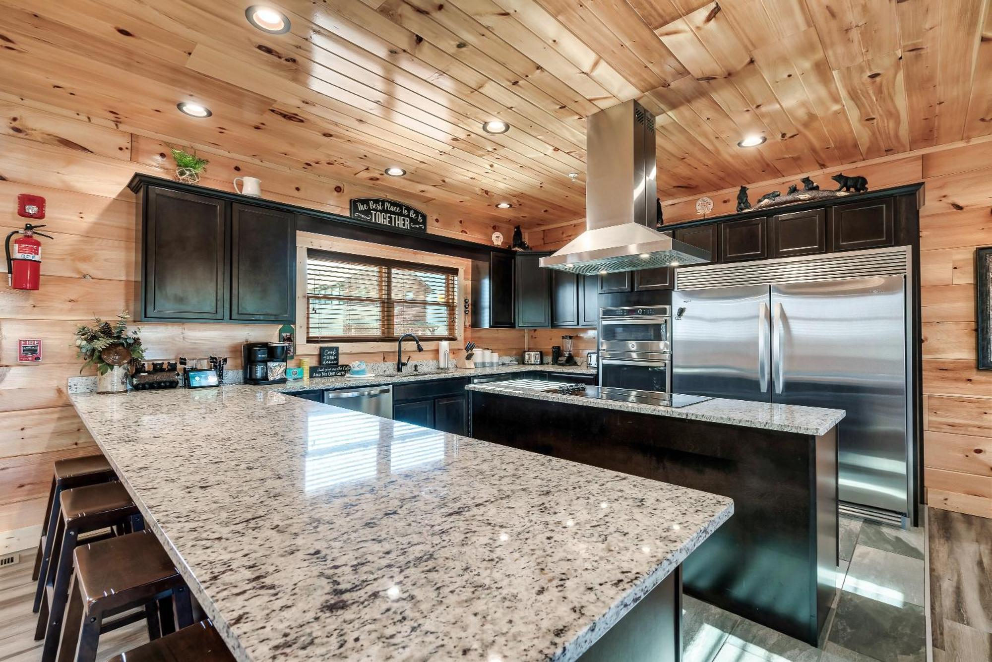 Full Equipped Cabin With A Pool And Game Room Smokies Views Гетлинбург Екстериор снимка