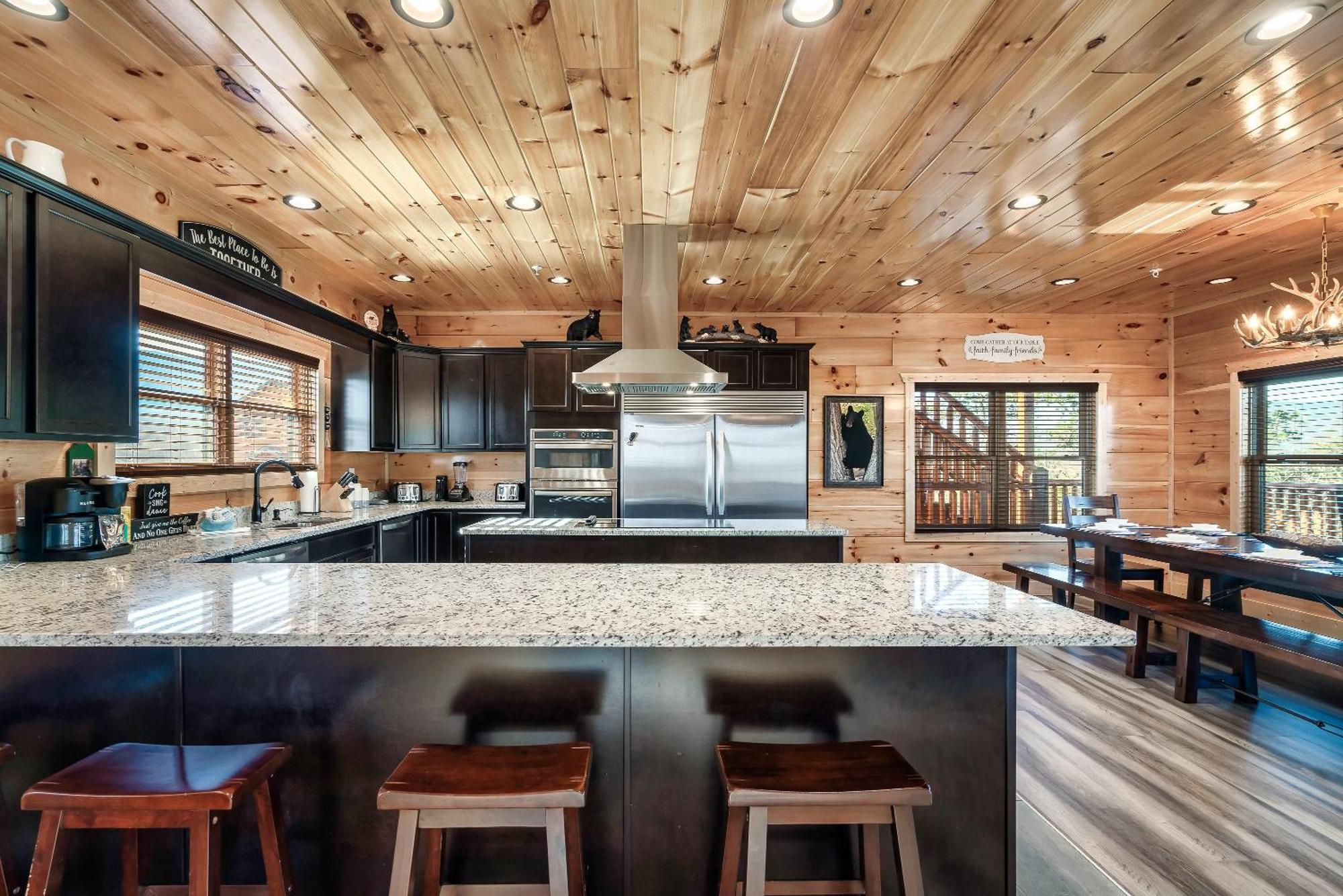 Full Equipped Cabin With A Pool And Game Room Smokies Views Гетлинбург Екстериор снимка