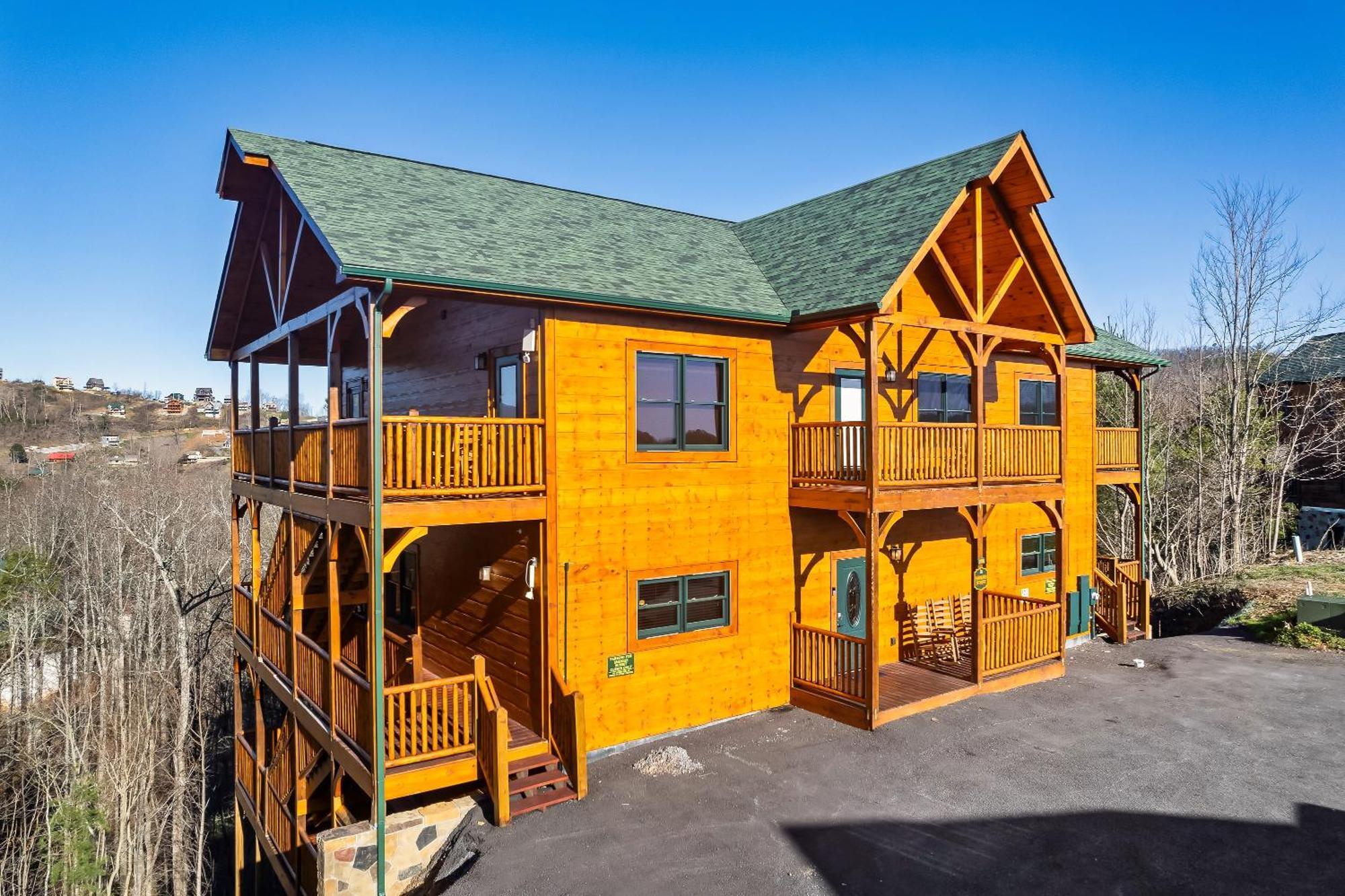 Full Equipped Cabin With A Pool And Game Room Smokies Views Гетлинбург Екстериор снимка