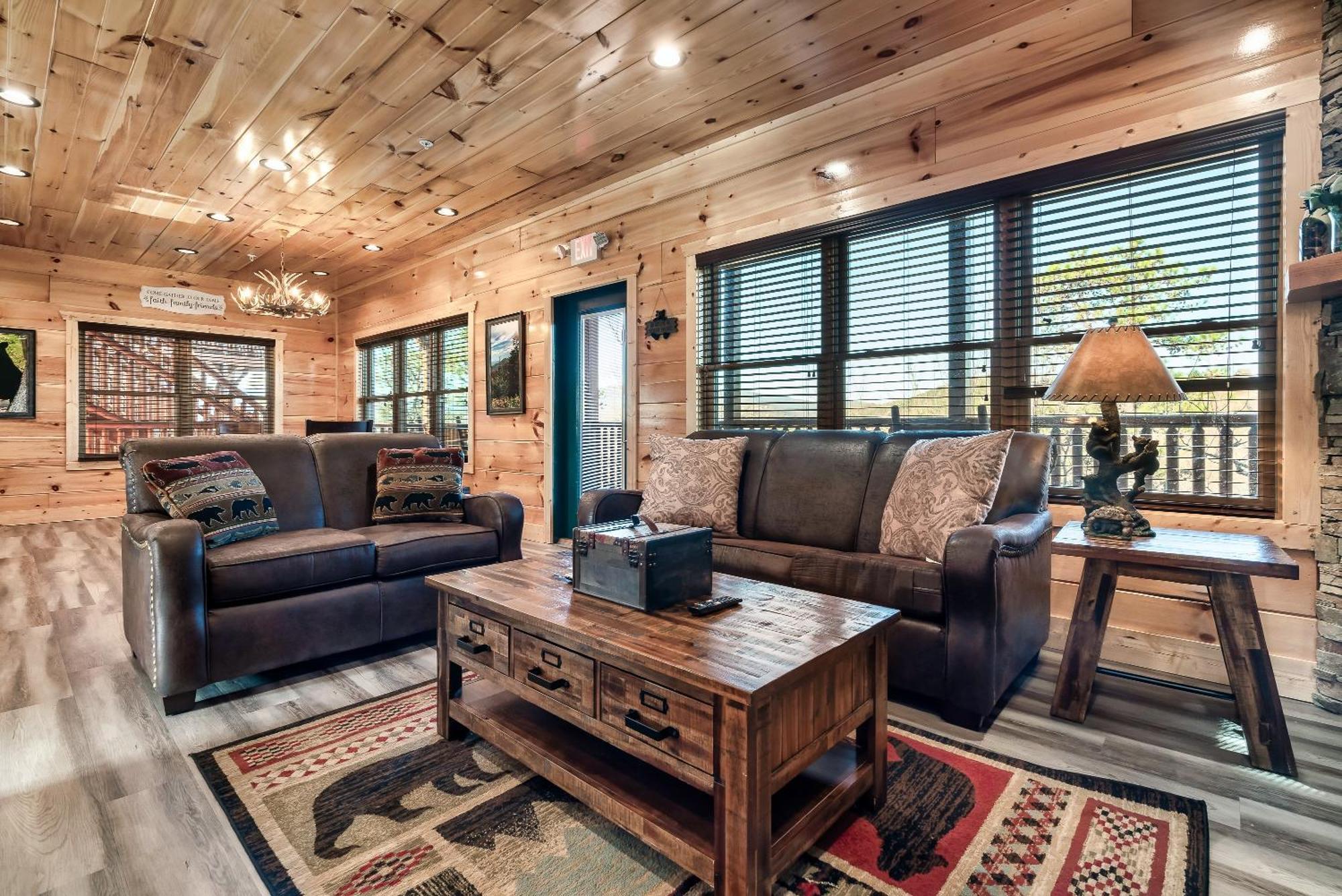Full Equipped Cabin With A Pool And Game Room Smokies Views Гетлинбург Екстериор снимка