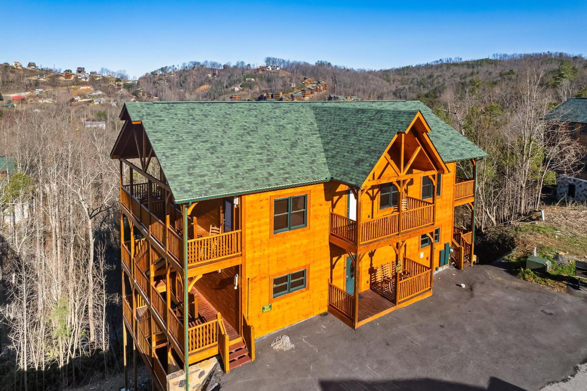 Full Equipped Cabin With A Pool And Game Room Smokies Views Гетлинбург Екстериор снимка