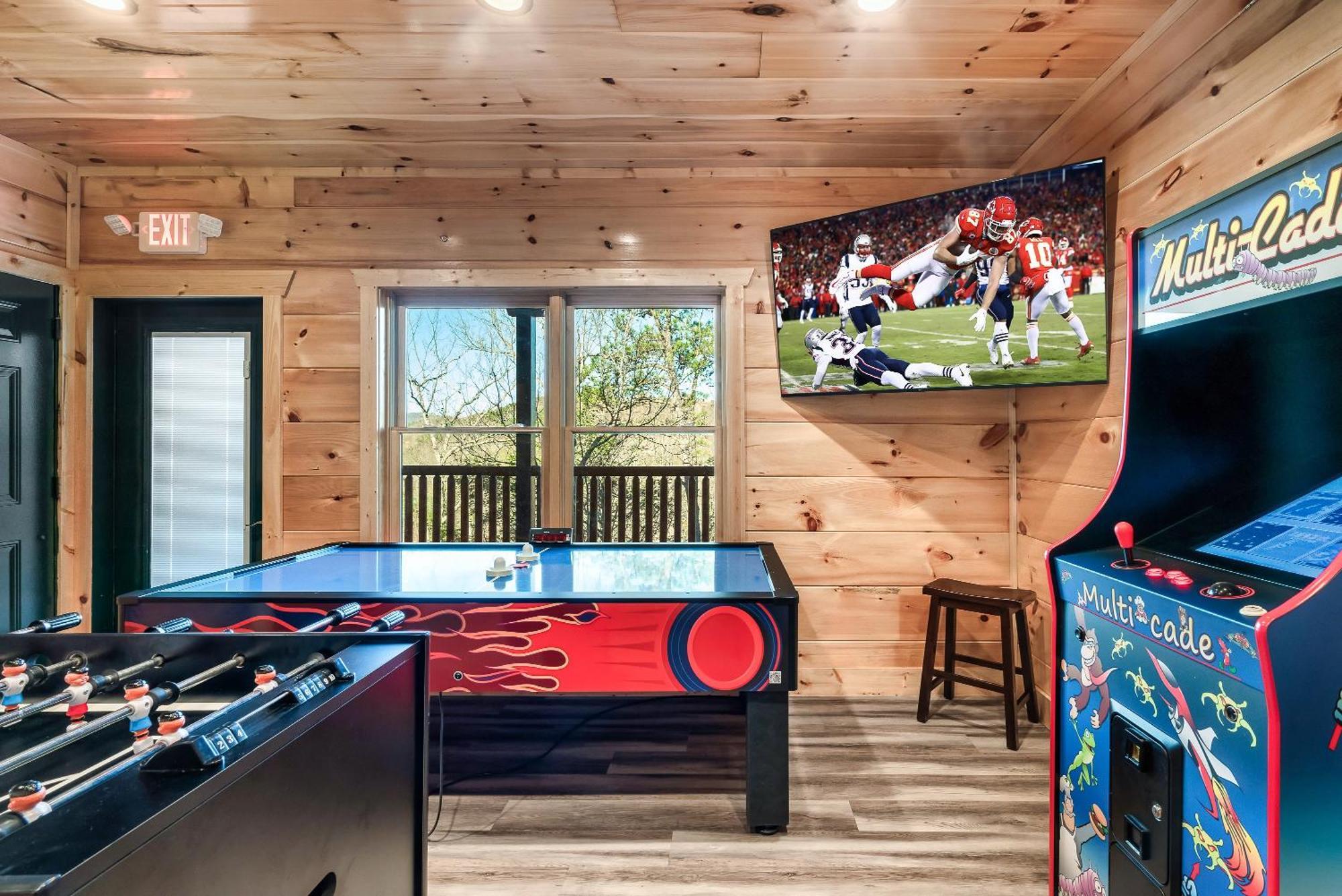 Full Equipped Cabin With A Pool And Game Room Smokies Views Гетлинбург Екстериор снимка